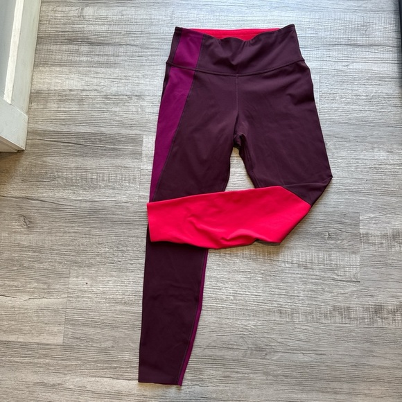Athleta Burgundy and Red Colorblock Leggings size s - Picture 3 of 11